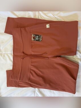164 Vuori Daily Leggings
